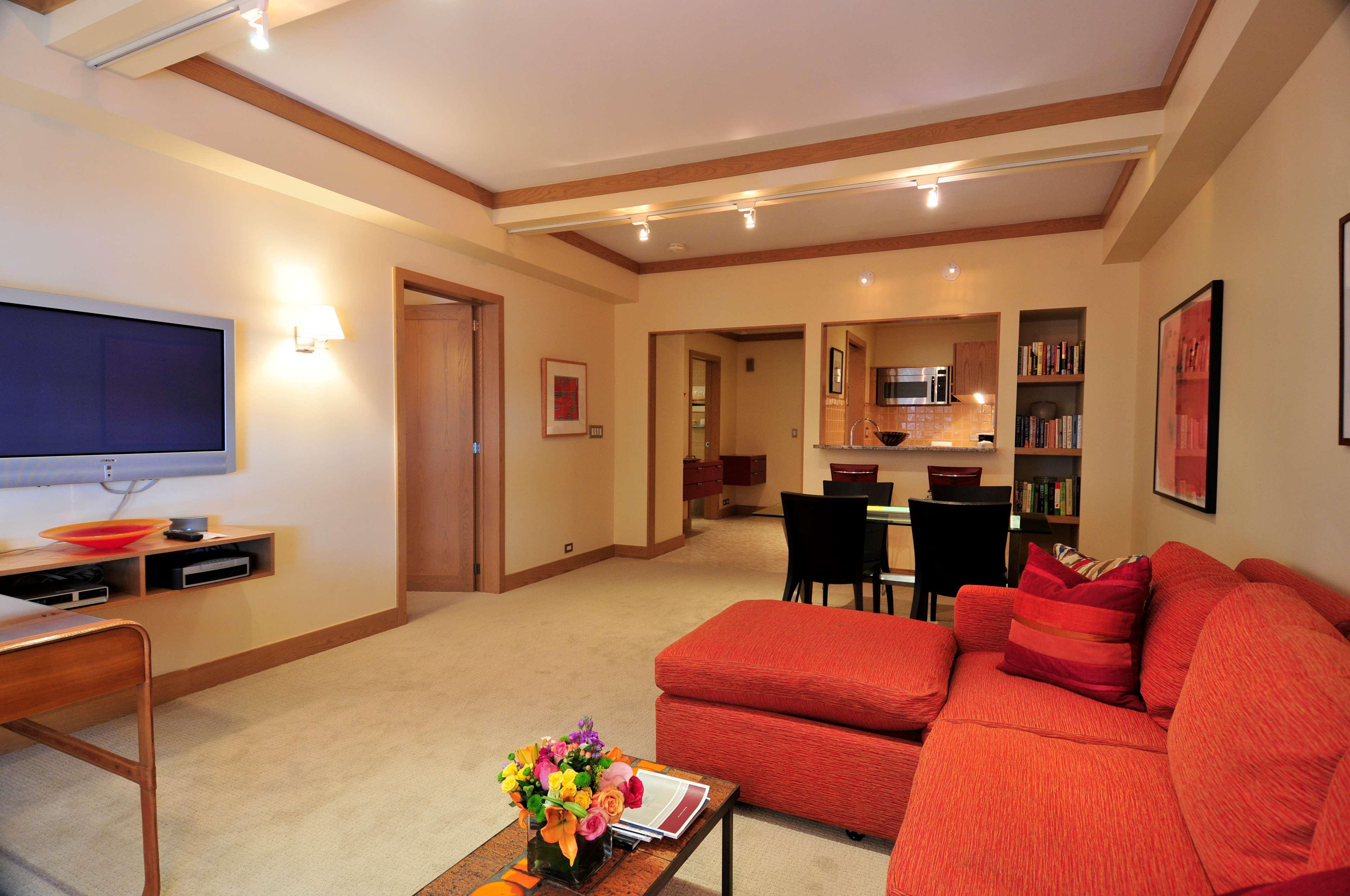 Lombardy Hotel Нью-Йорк Экстерьер фото