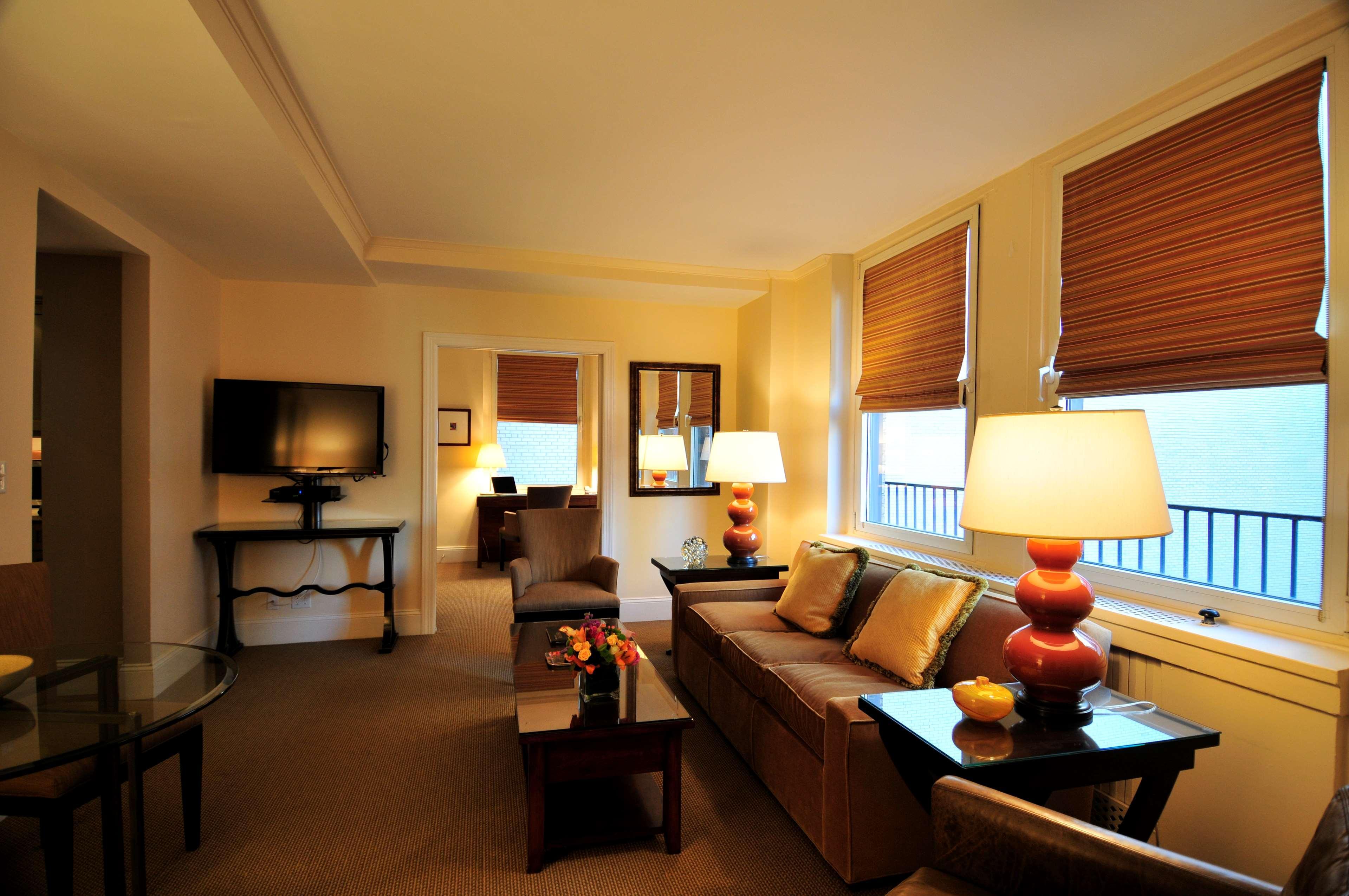 Lombardy Hotel Нью-Йорк Экстерьер фото