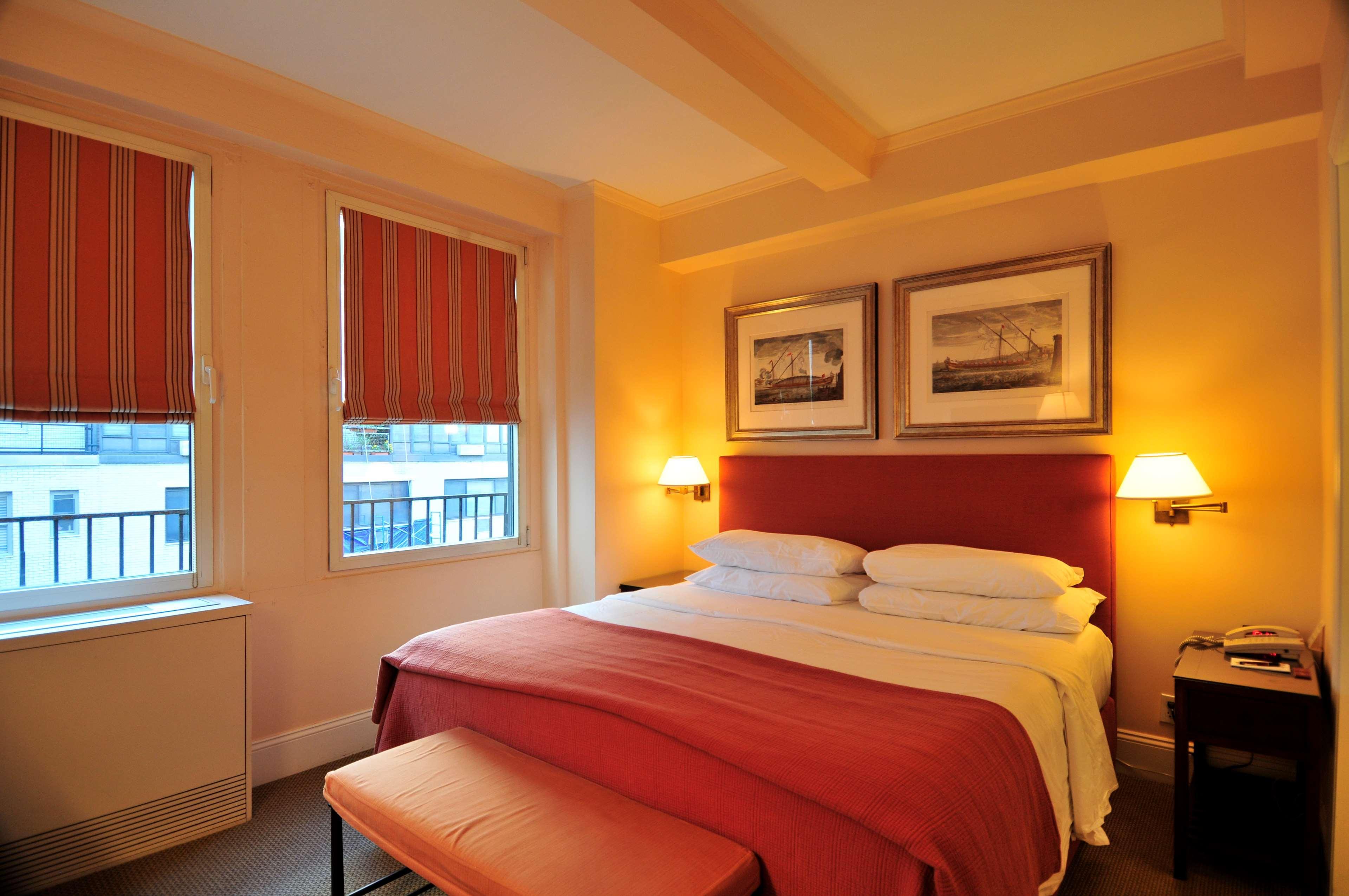 Lombardy Hotel Нью-Йорк Экстерьер фото